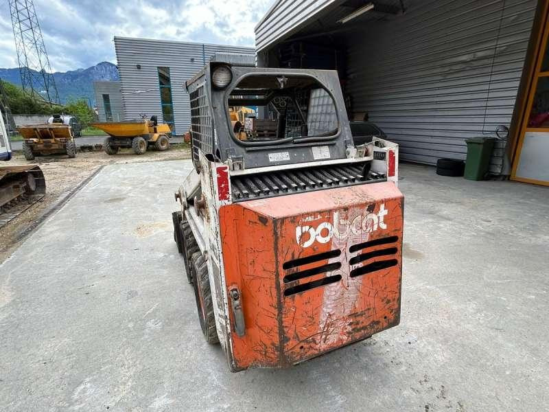 Mini încărcător Bobcat 543: Foto 14