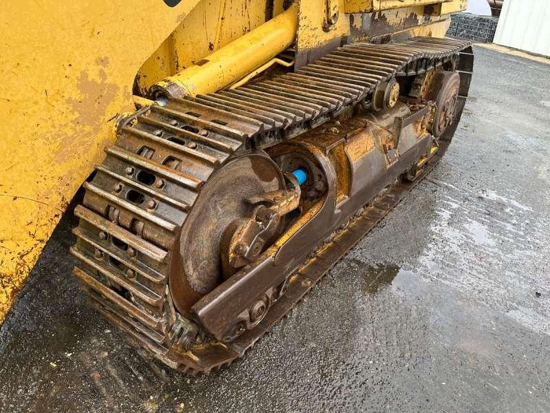 Încărcător pe şenile Caterpillar 953: Foto 18