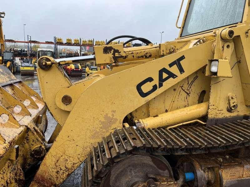 Încărcător pe şenile Caterpillar 953: Foto 13