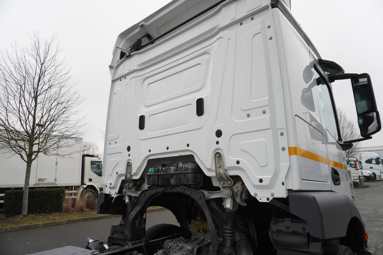 Camion şasiu MERCEDES-BENZ Actros 1824 / 9.1 m chassis / sleeping cabin: Foto 12