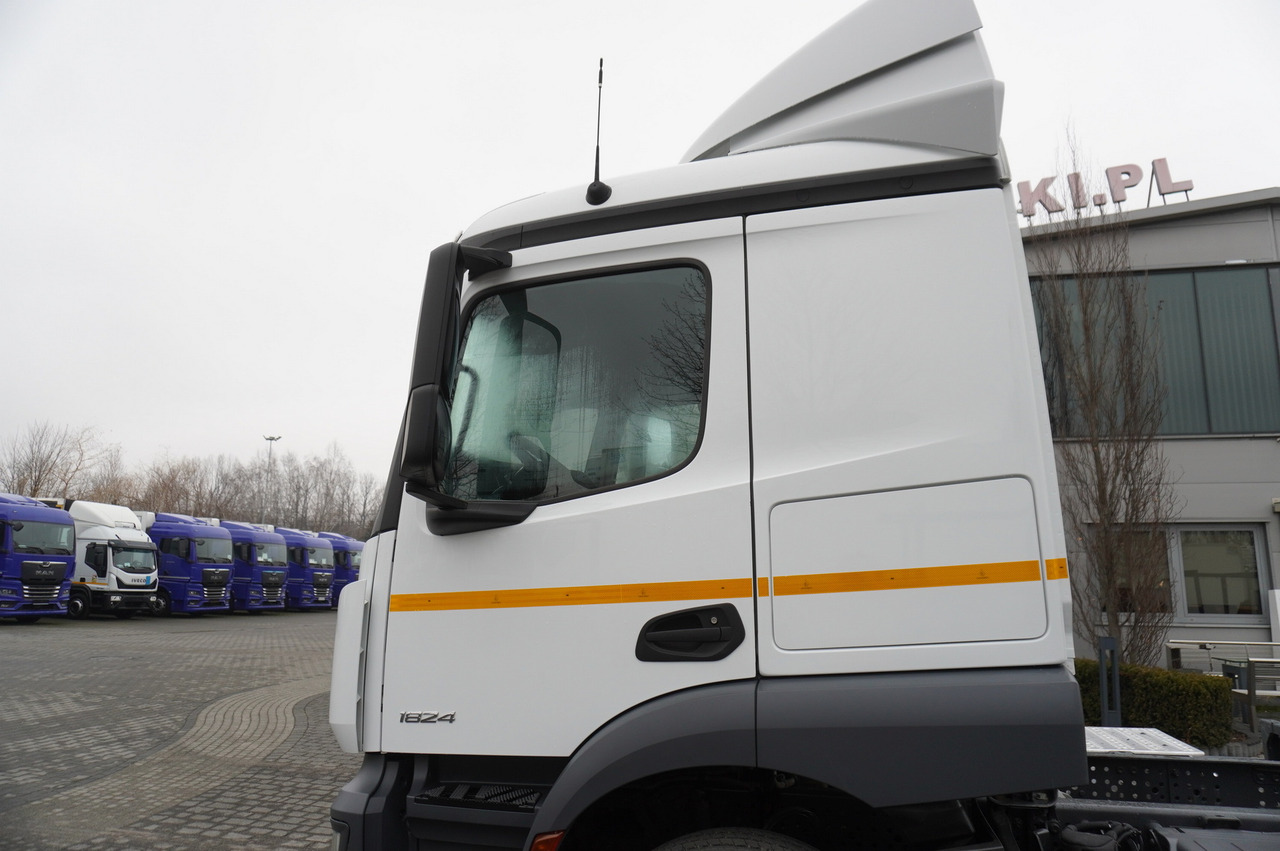 Camion şasiu MERCEDES-BENZ Actros 1824 / 9.1 m chassis / sleeping cabin: Foto 21