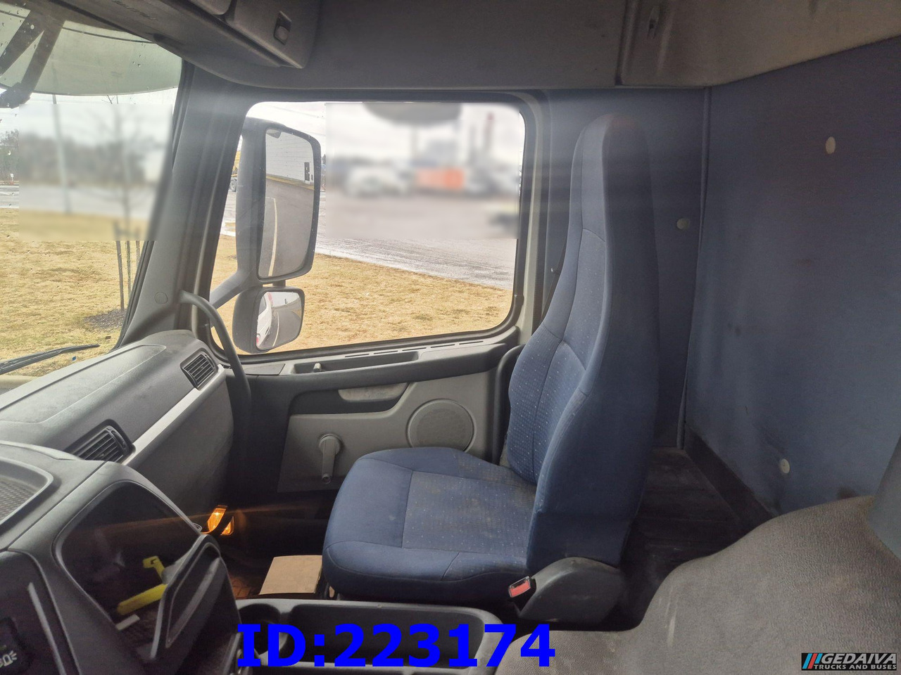 Autobetonieră VOLVO FM12 380HP 8X4 9m3 Full steel: Foto 14