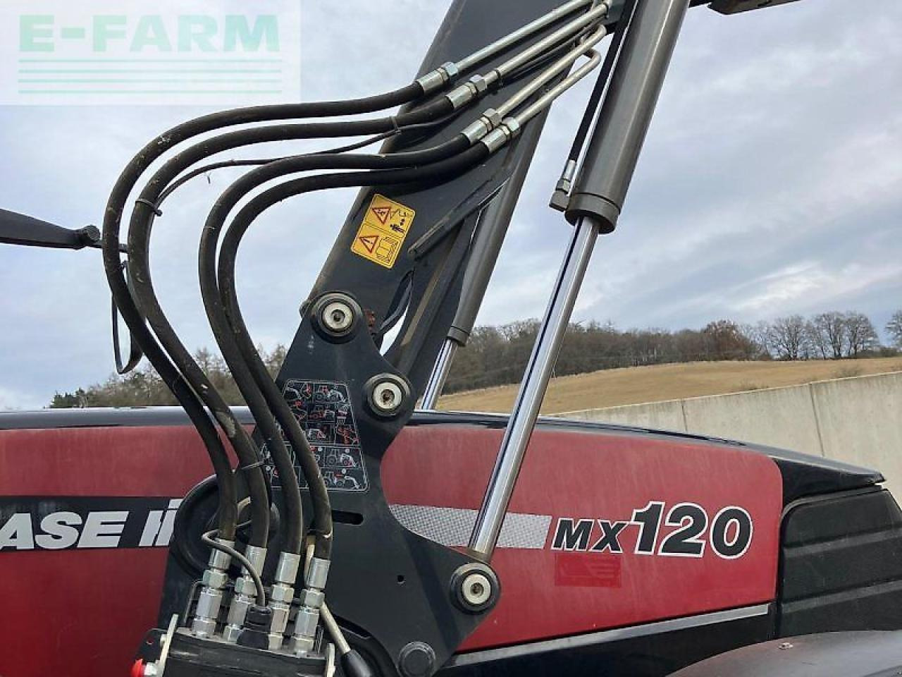 Tractor agricol Case-IH mx 120: Foto 12