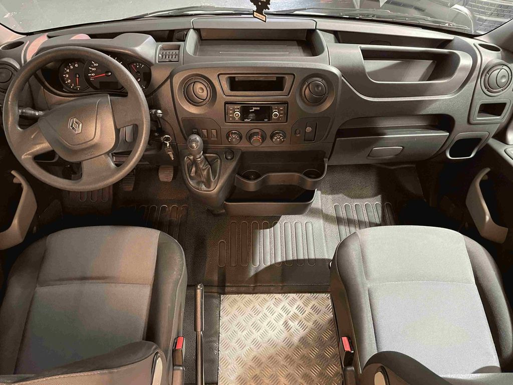 Autorulota comerciala, Autoutilitară Renault Master: Foto 18