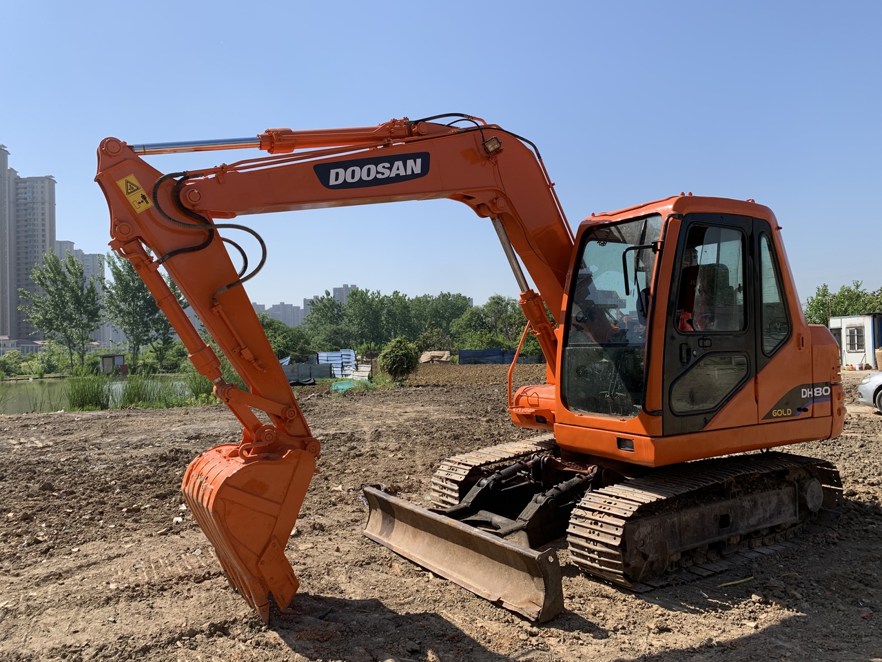 Excavator pe şenile DOOSAN DH80: Foto 6