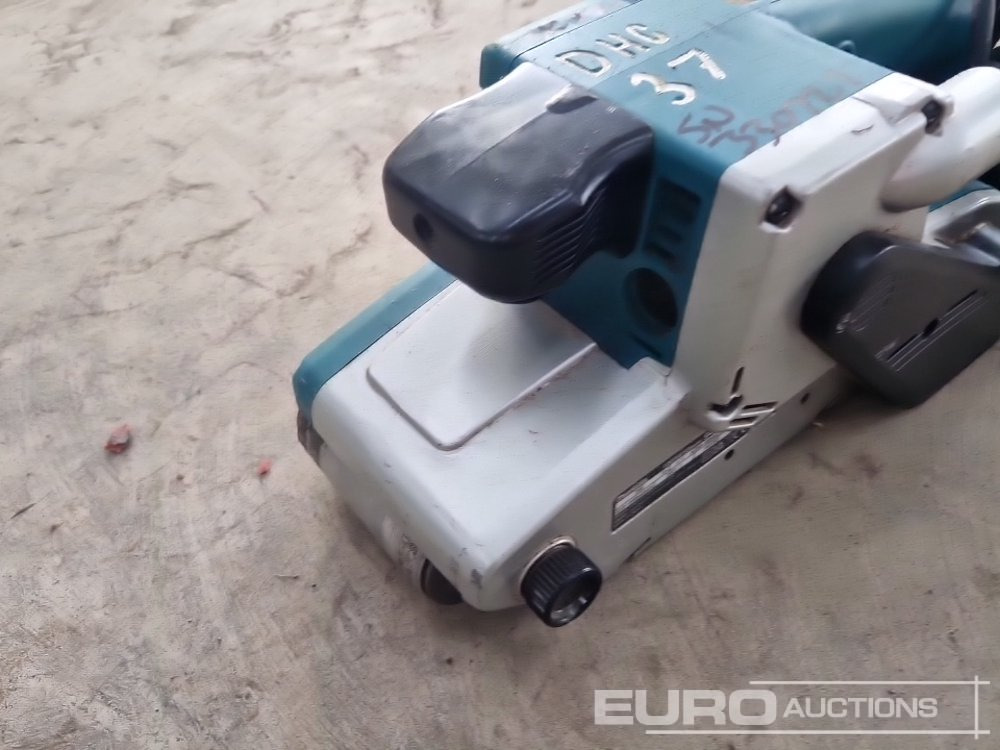 Echipamente de constructii Makita 9404 240 Volt Belt Sander: Foto 9