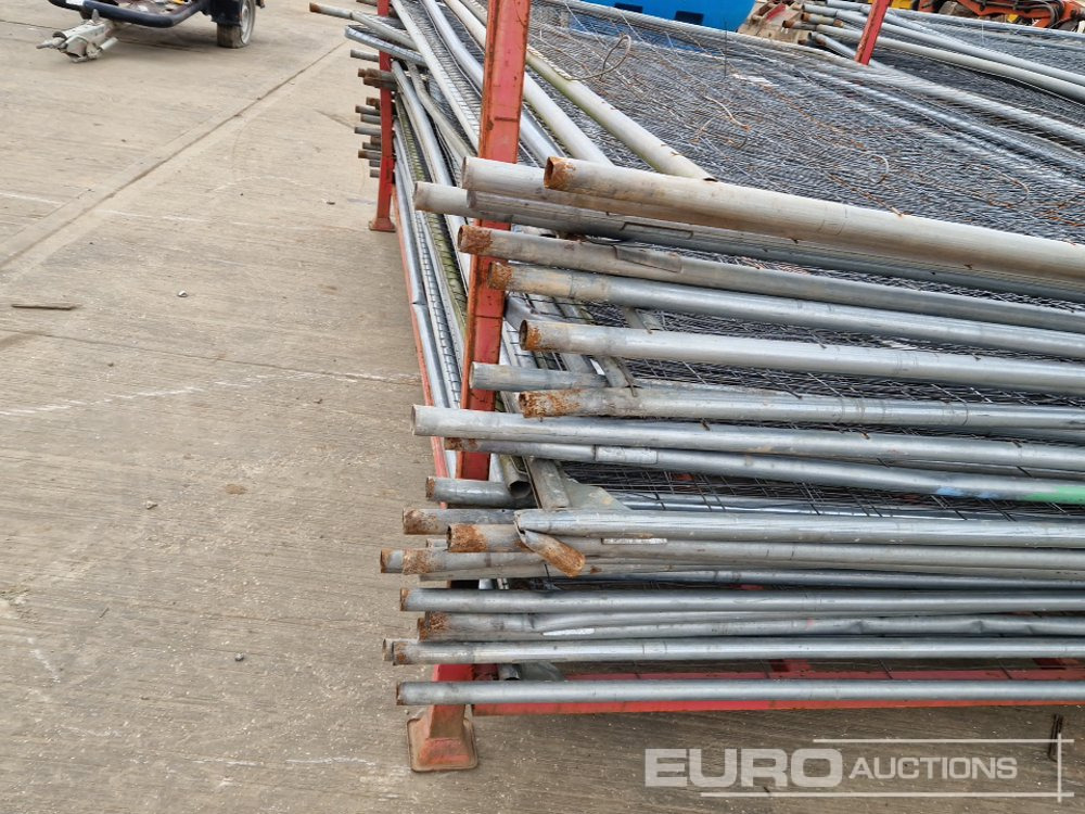 Echipamente de constructii Stillage of Heras Fencing (2 of): Foto 19