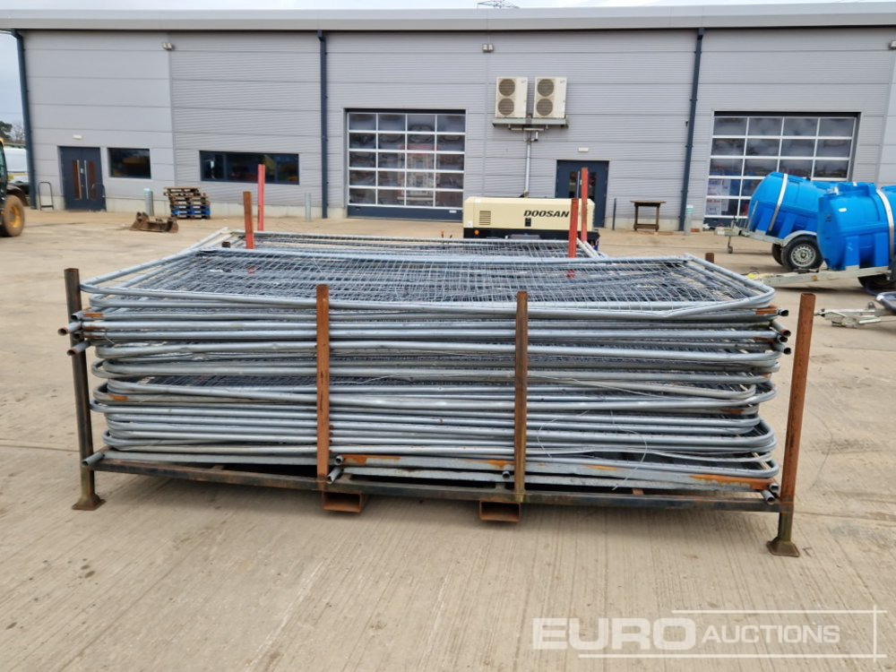 Echipamente de constructii Stillage of Heras Fencing (2 of): Foto 6